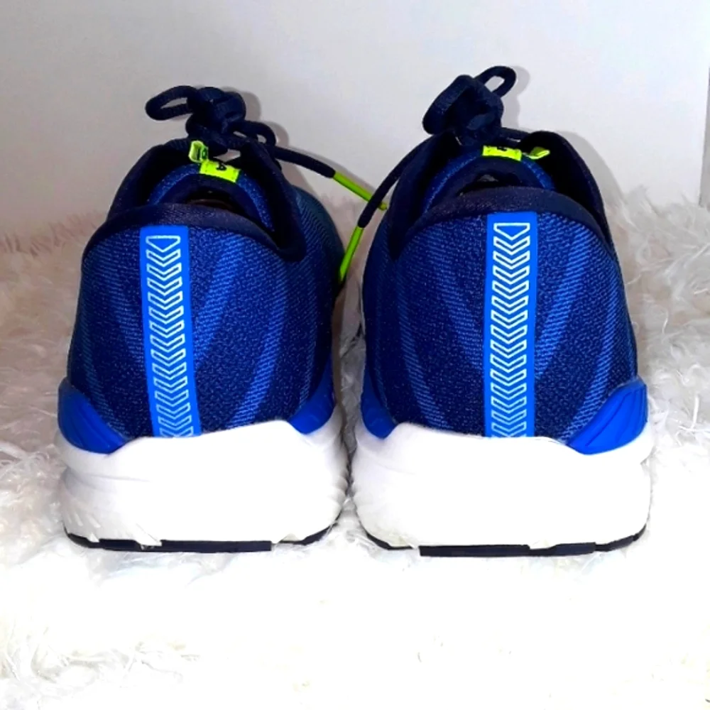 Brooks Ravenna 10 Althetic Shoes with Energize Support. US Size: 8.5